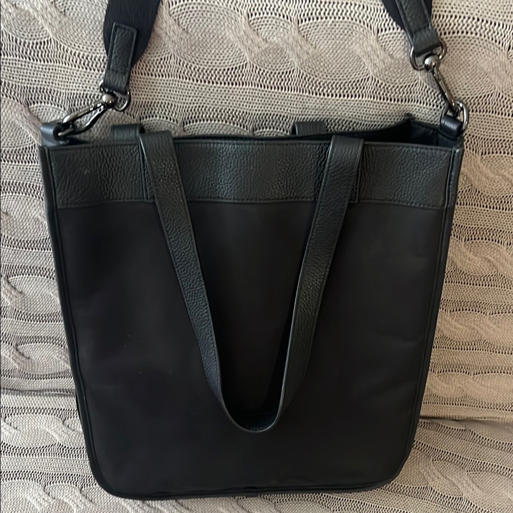 Lululemon Athletica Black Crossbody Bag Minimalist Design - Picture 6 of 14